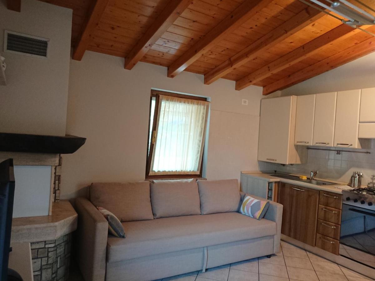 Il Carpino Bianco Bilocale Apartment Puegnago Bagian luar foto