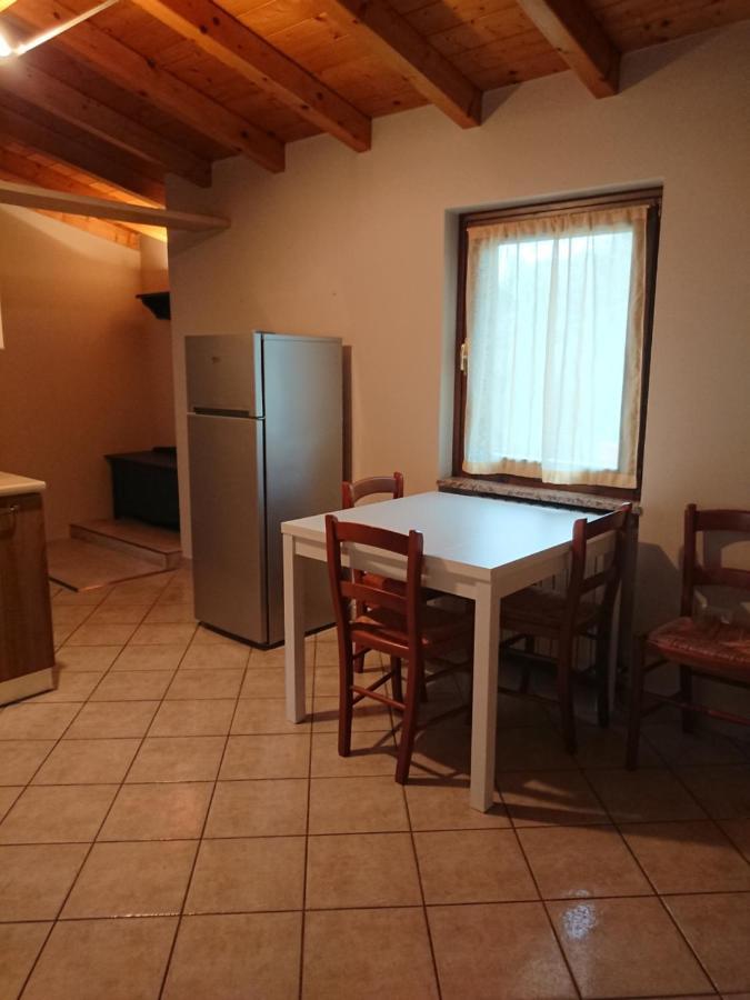 Il Carpino Bianco Bilocale Apartment Puegnago Bagian luar foto